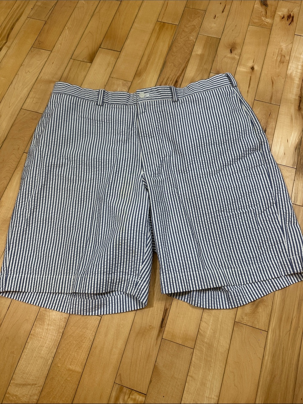 Brooks Brothers Blue and White Seersucker Men's Shorts